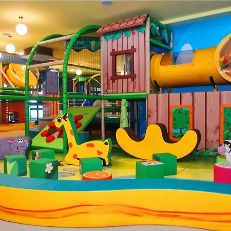 Apartment King's Square Lux 2 *