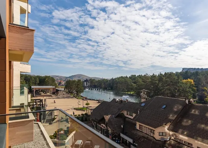 King's Square Lux 2 Apartment