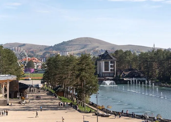 King's Square Lux 2 Apartment